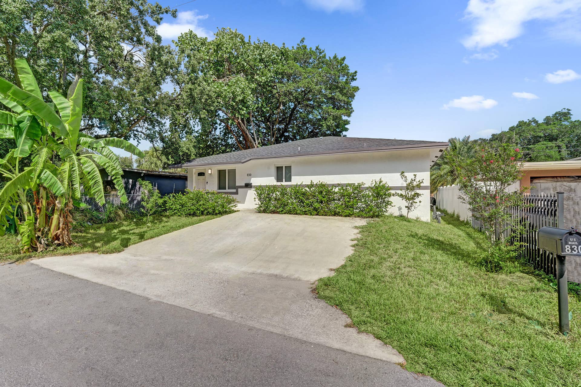 830 NW 19TH Terrace, Fort Lauderdale, FL 33311 DSC09860