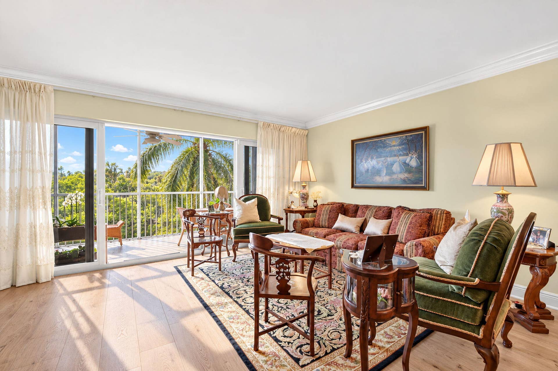 1537 E HILLSBORO Boulevard, #444, Deerfield Beach, FL 33441 Living Room