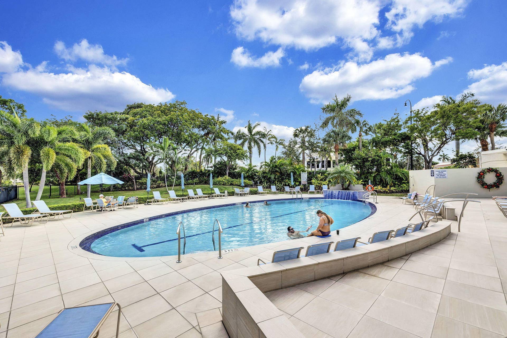 1537 E HILLSBORO Boulevard, #444, Deerfield Beach, FL 33441 Pool