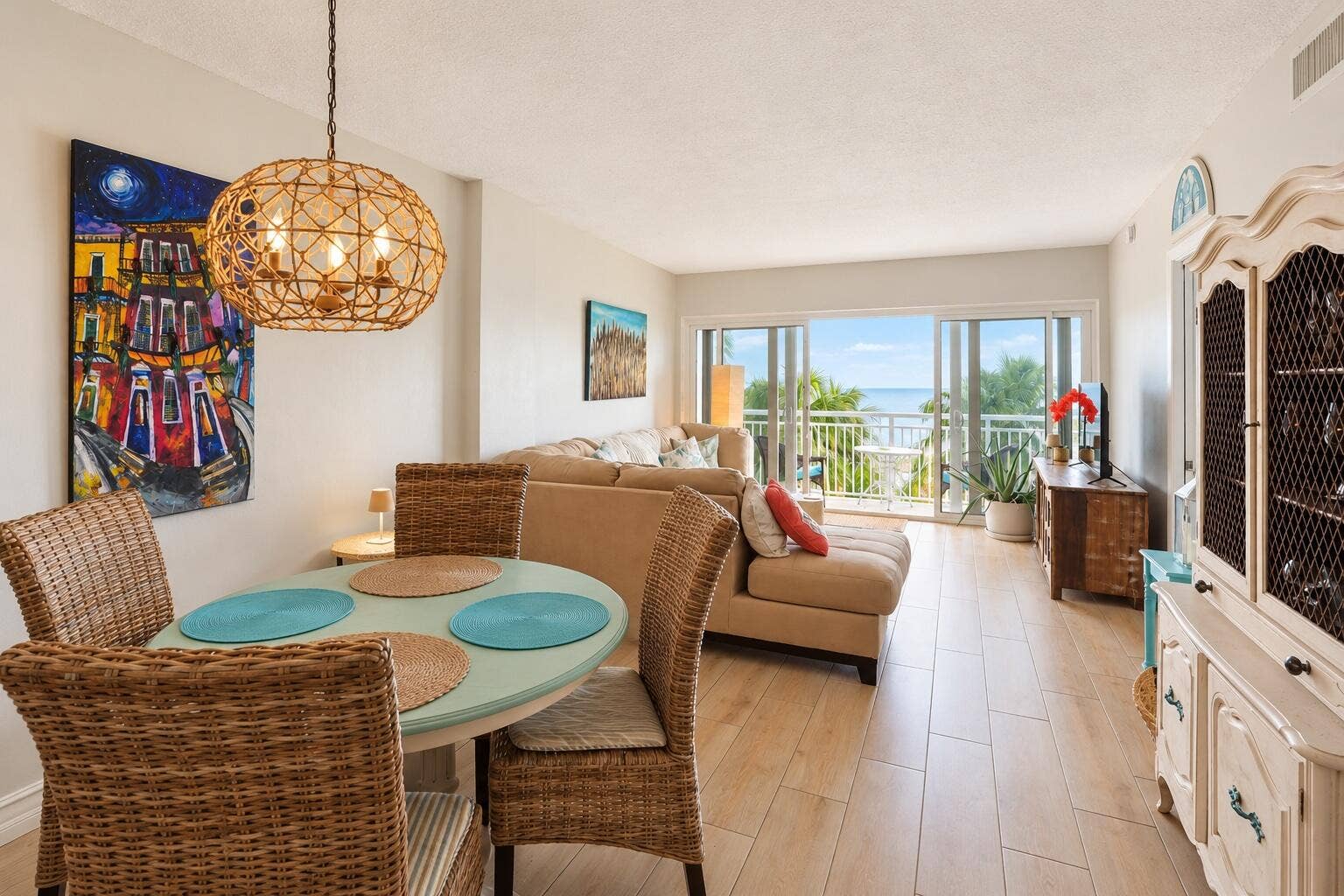710 N OCEAN Boulevard, #307, Pompano Beach, FL 33062 2. Living Room 2