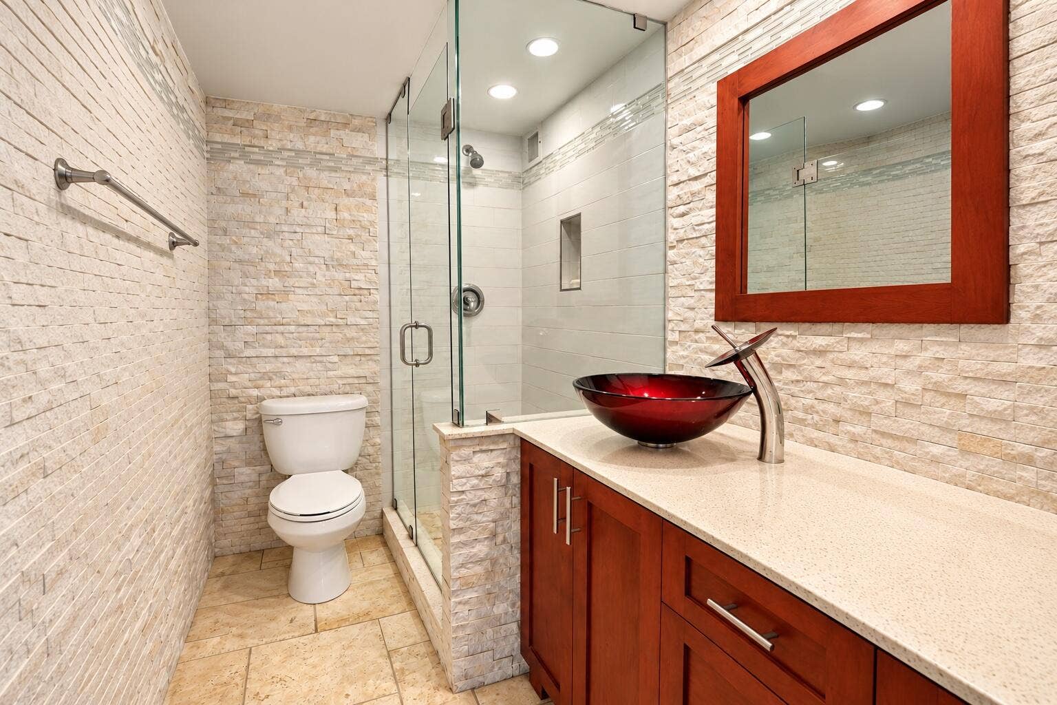 710 N OCEAN Boulevard, #307, Pompano Beach, FL 33062 4. Bathroom A 2a