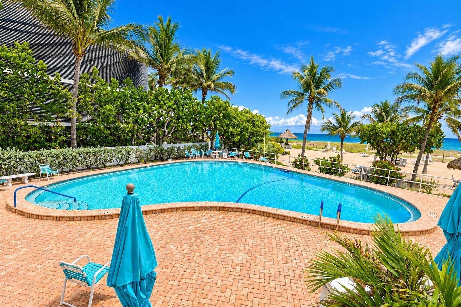 710 N OCEAN Boulevard, #307, Pompano Beach, FL 33062 11. Pool 2