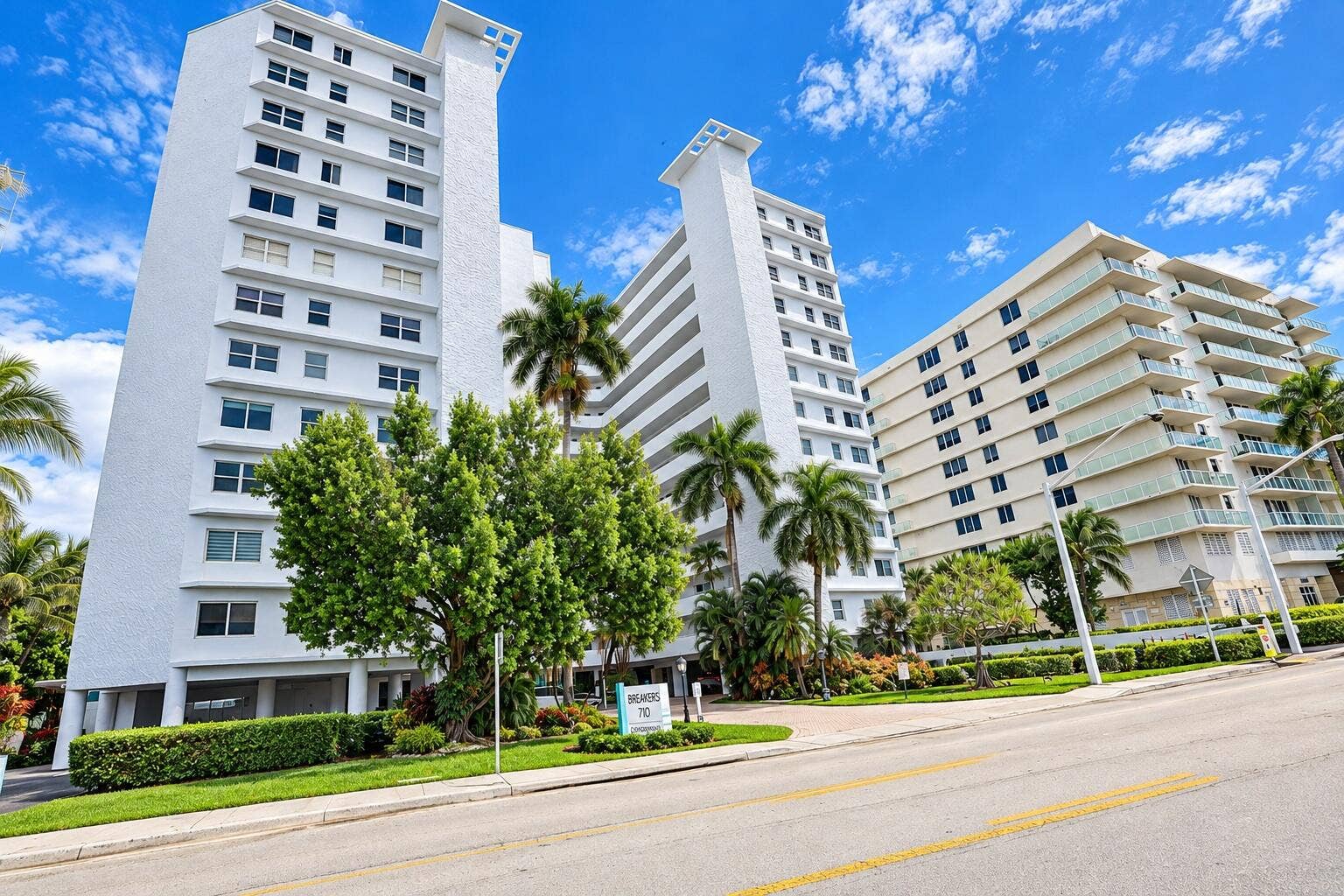 710 N OCEAN Boulevard, #307, Pompano Beach, FL 33062 11. Exterior 4