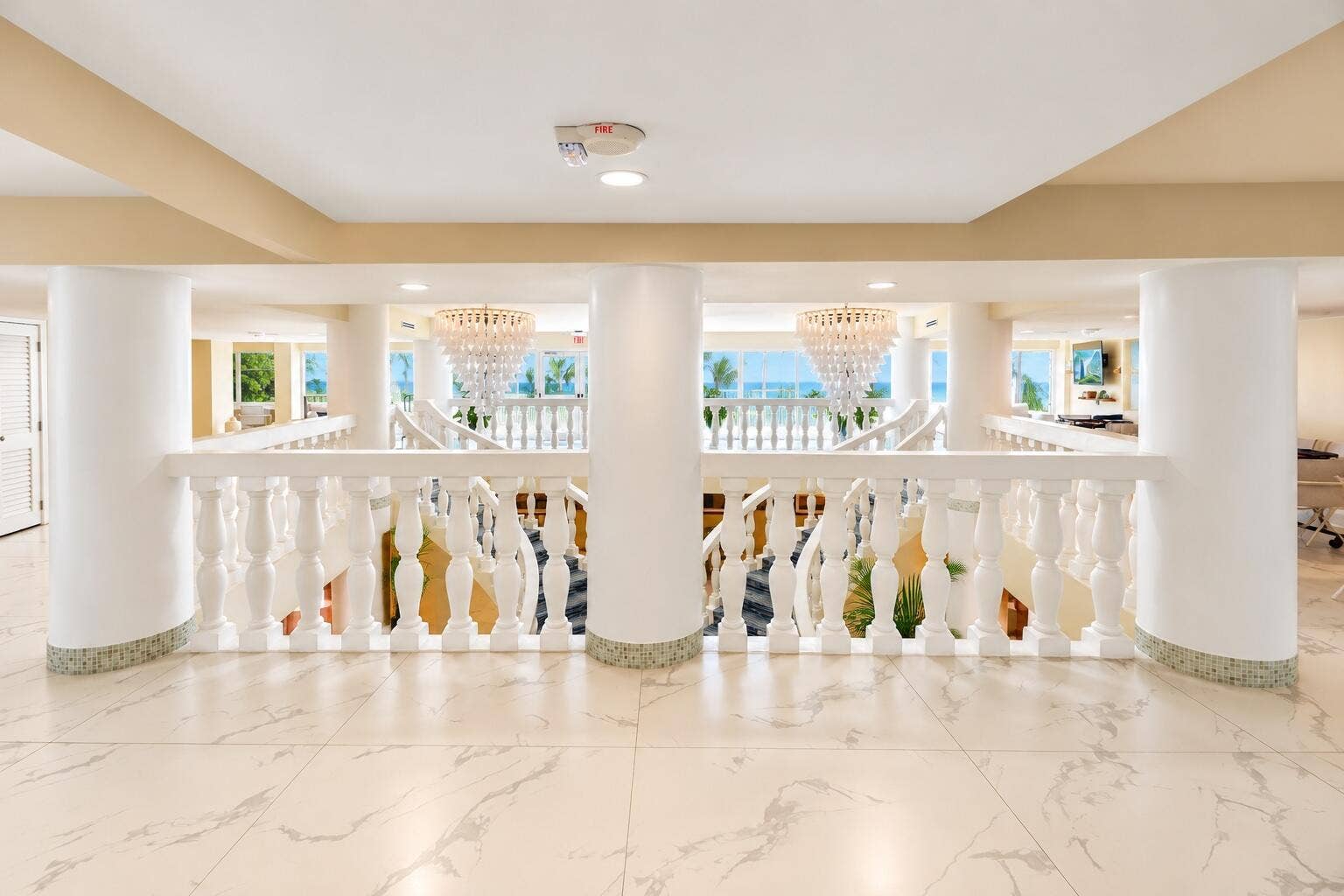 710 N OCEAN Boulevard, #307, Pompano Beach, FL 33062 10. Mezzanine 1