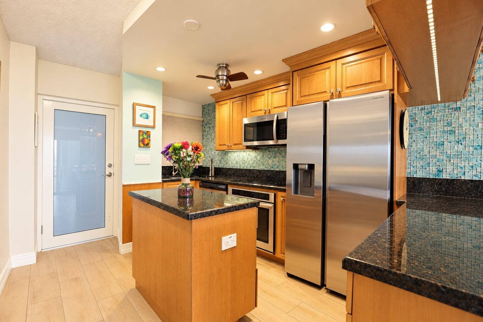 710 N OCEAN Boulevard, #307, Pompano Beach, FL 33062 1. Kitchen 3
