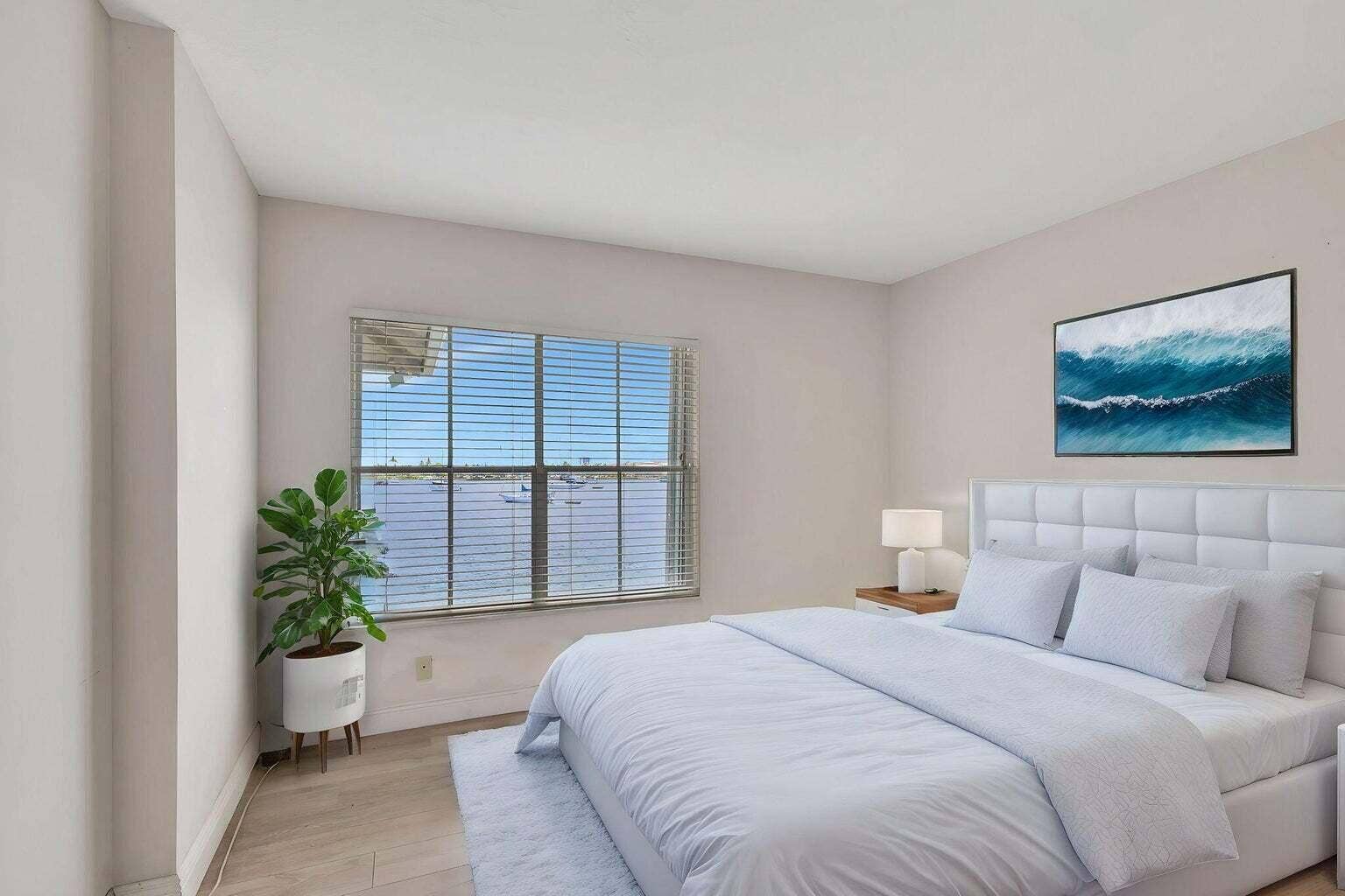 1071 SUGAR SANDS Boulevard, #7, Singer Island, Singer Island, FL 33404 GUEST BED