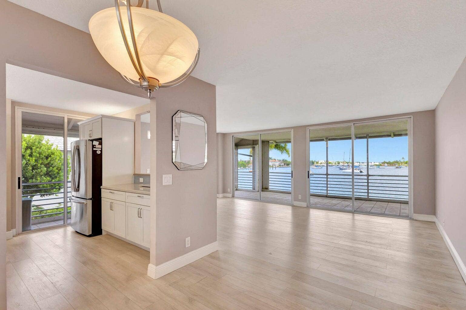 1071 SUGAR SANDS Boulevard, #7, Singer Island, Singer Island, FL 33404 ENTRANCE