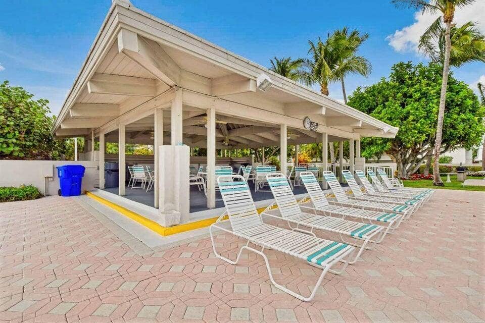 1071 SUGAR SANDS Boulevard, #7, Singer Island, Singer Island, FL 33404 BBQ PAVILLIAN