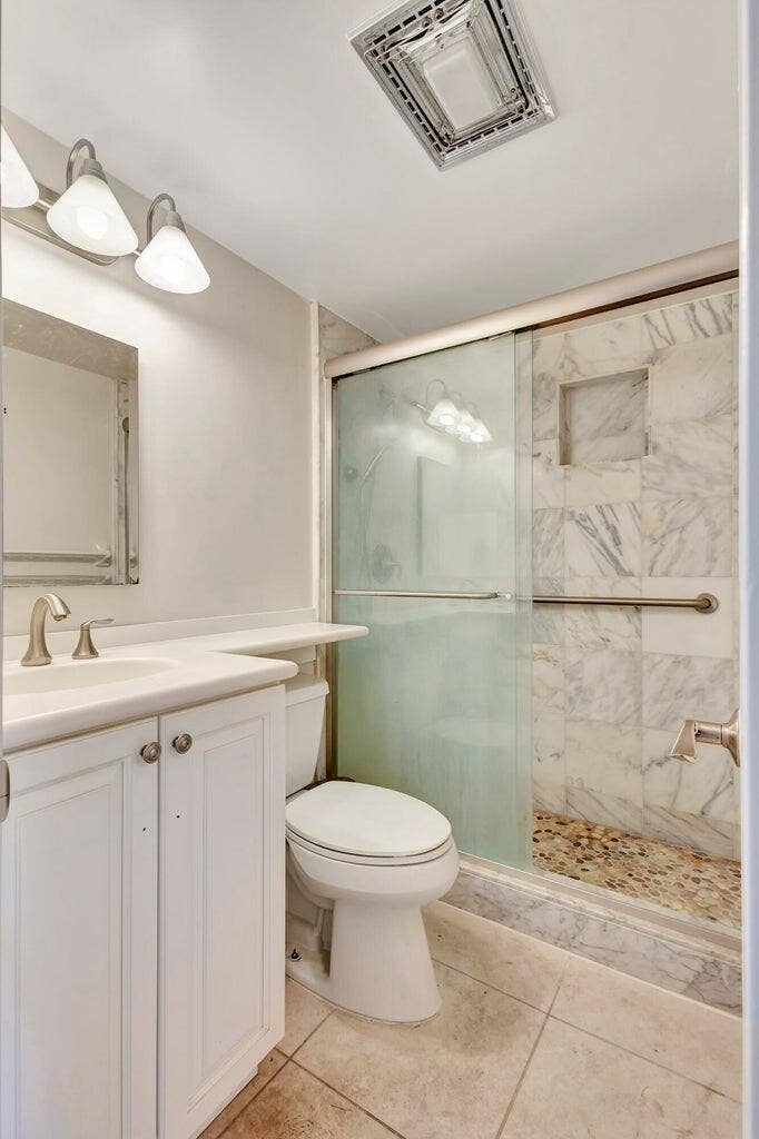 GUEST BATH