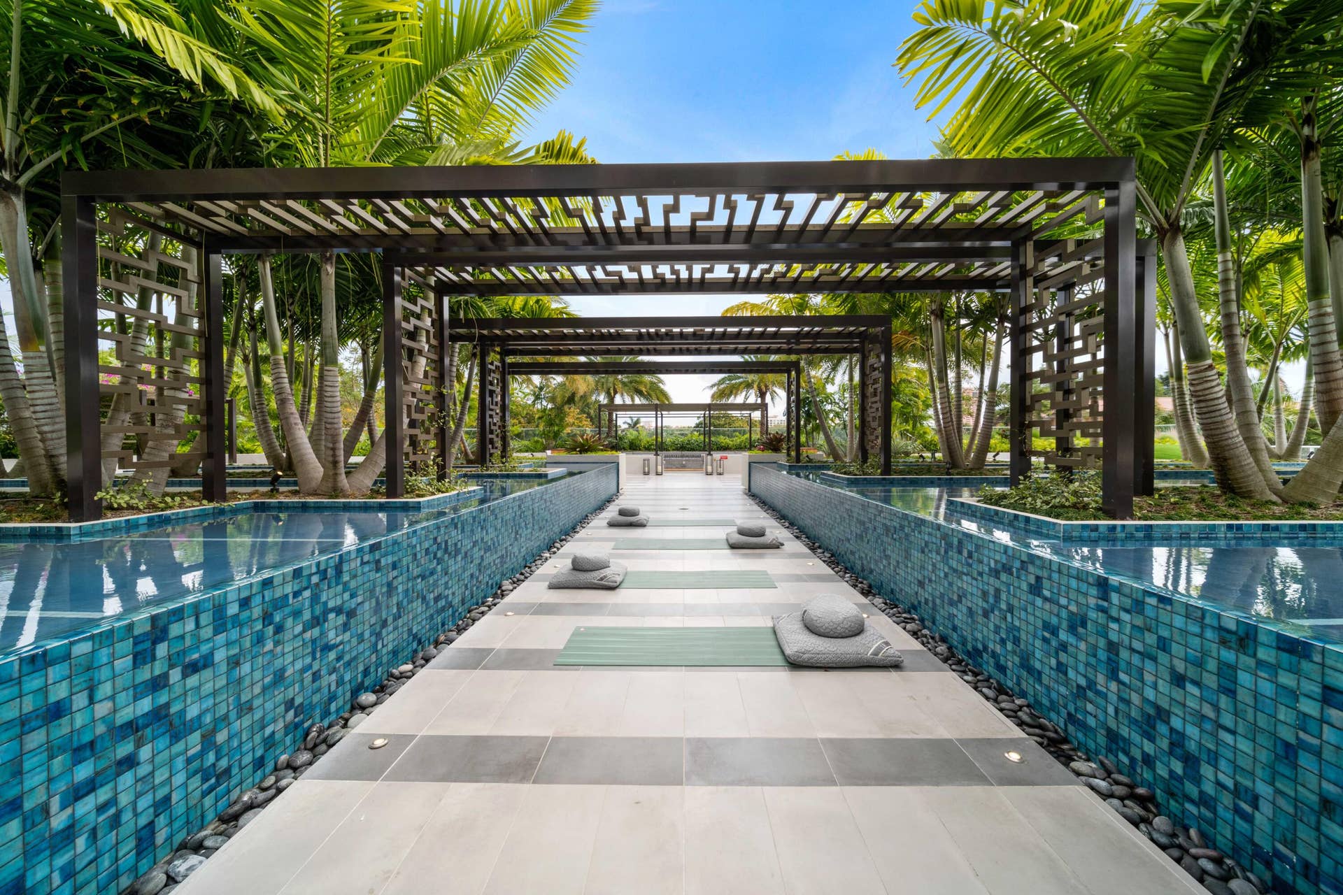 200 SE Mizner Boulevard, #503, Boca Raton, FL 33432 Tranquility Garden