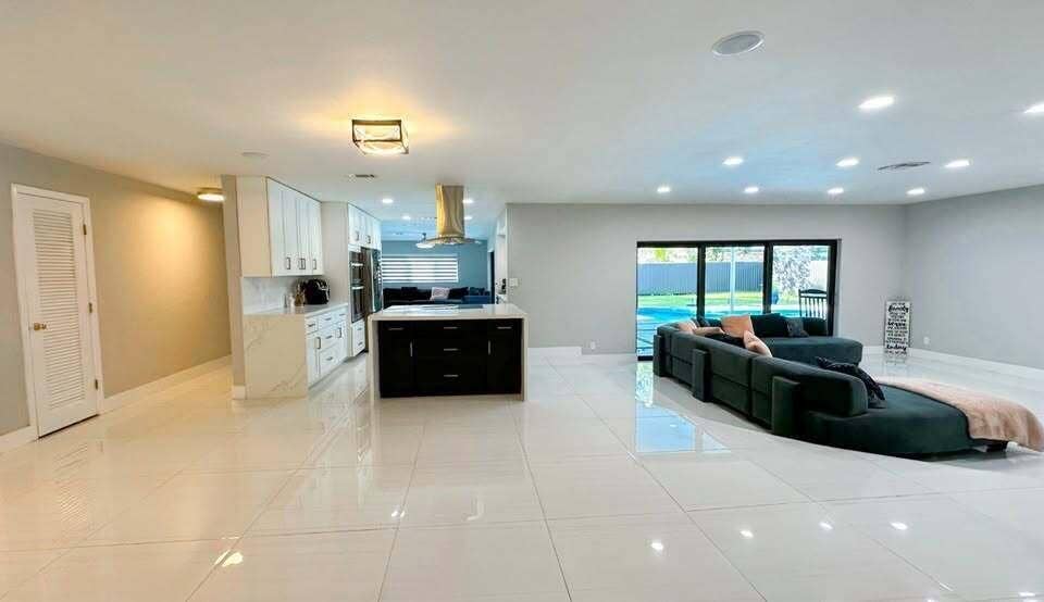 7410 SW 15TH Street, Plantation, Plantation, FL 33317 461869614_559563746637306_39130816809364