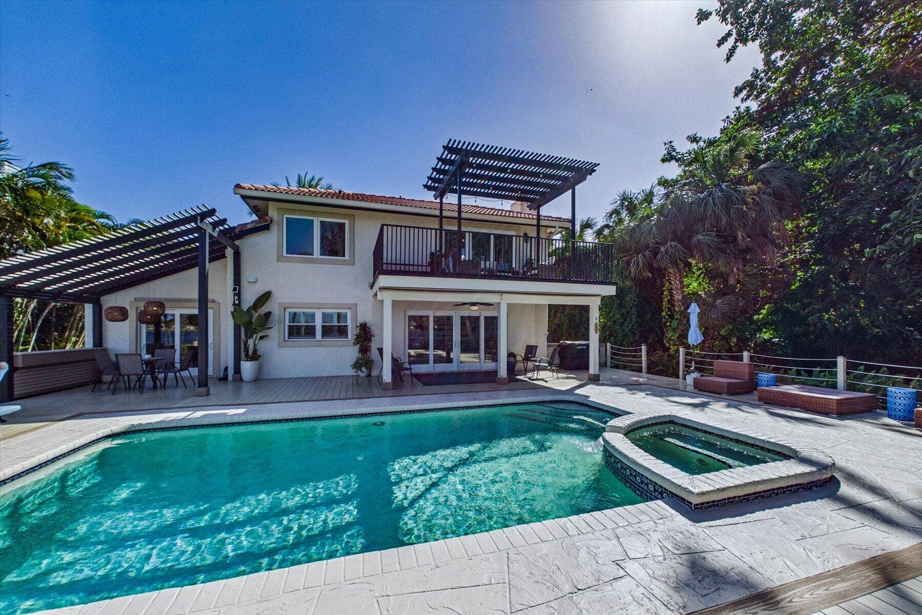 2092 CIRCLE PLACE Drive, Lake Worth, FL 33462 Rear of Home