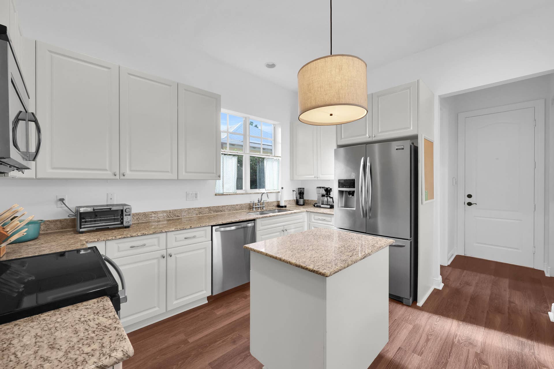 212 W BAY CEDAR Circle, Jupiter, Jupiter, FL 33458 51_8p3a2597