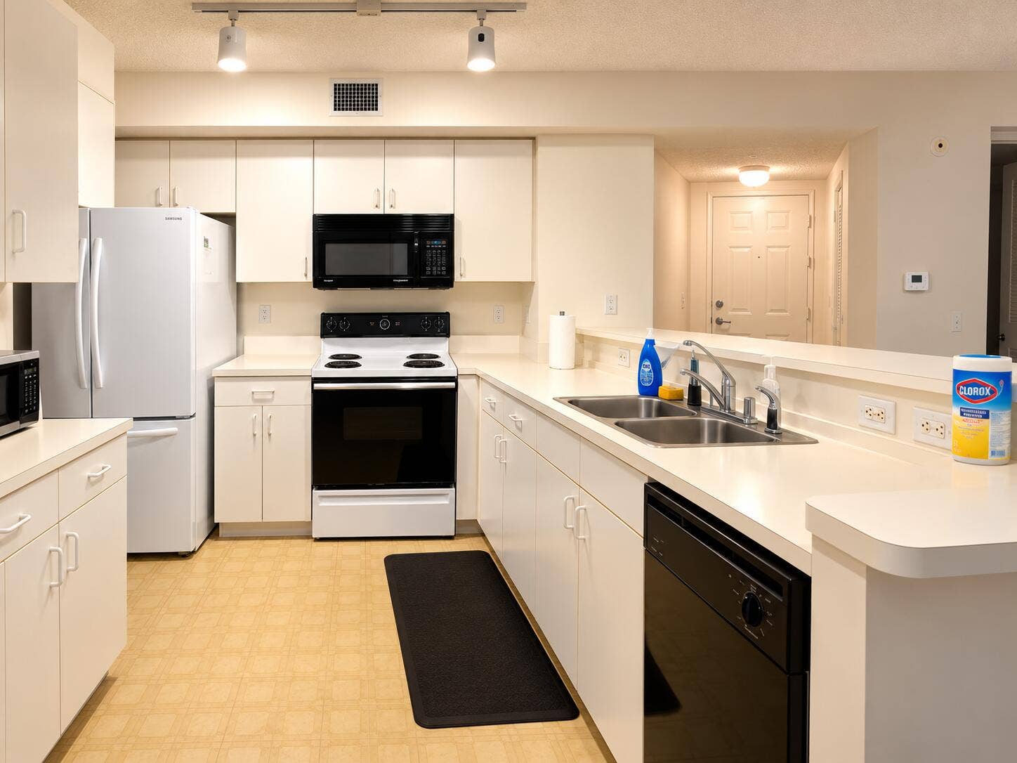 260 VILLAGE Boulevard, #5106, Tequesta, FL 33469 kitchen