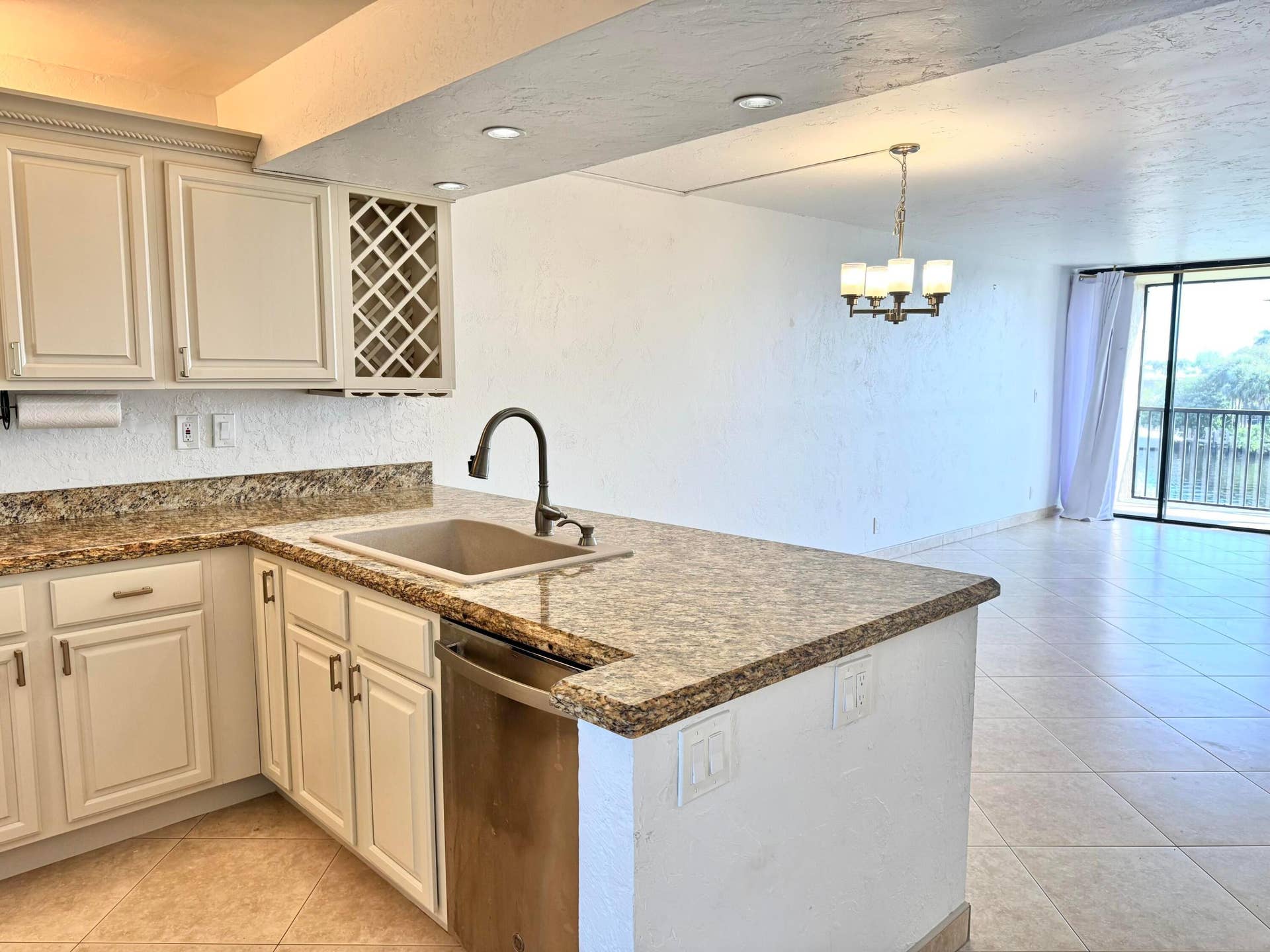 13 Royal Palm Way, #302, Boca Raton, Boca Raton, FL 33432 IMG_5643