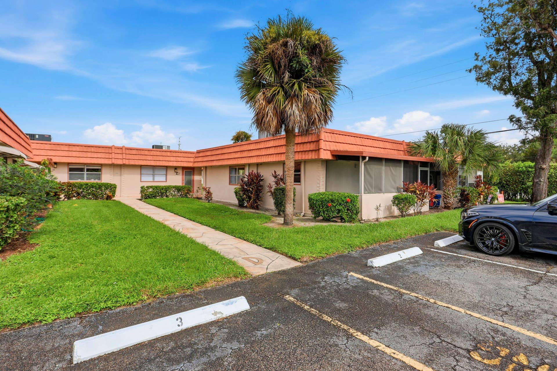 98 Seville D, Delray Beach, FL 33446 Front of Structure