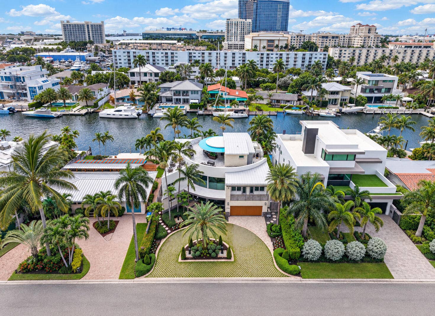 1736 SE 13TH Street, Fort Lauderdale, FL 33316 whitaker-ext-2-edited