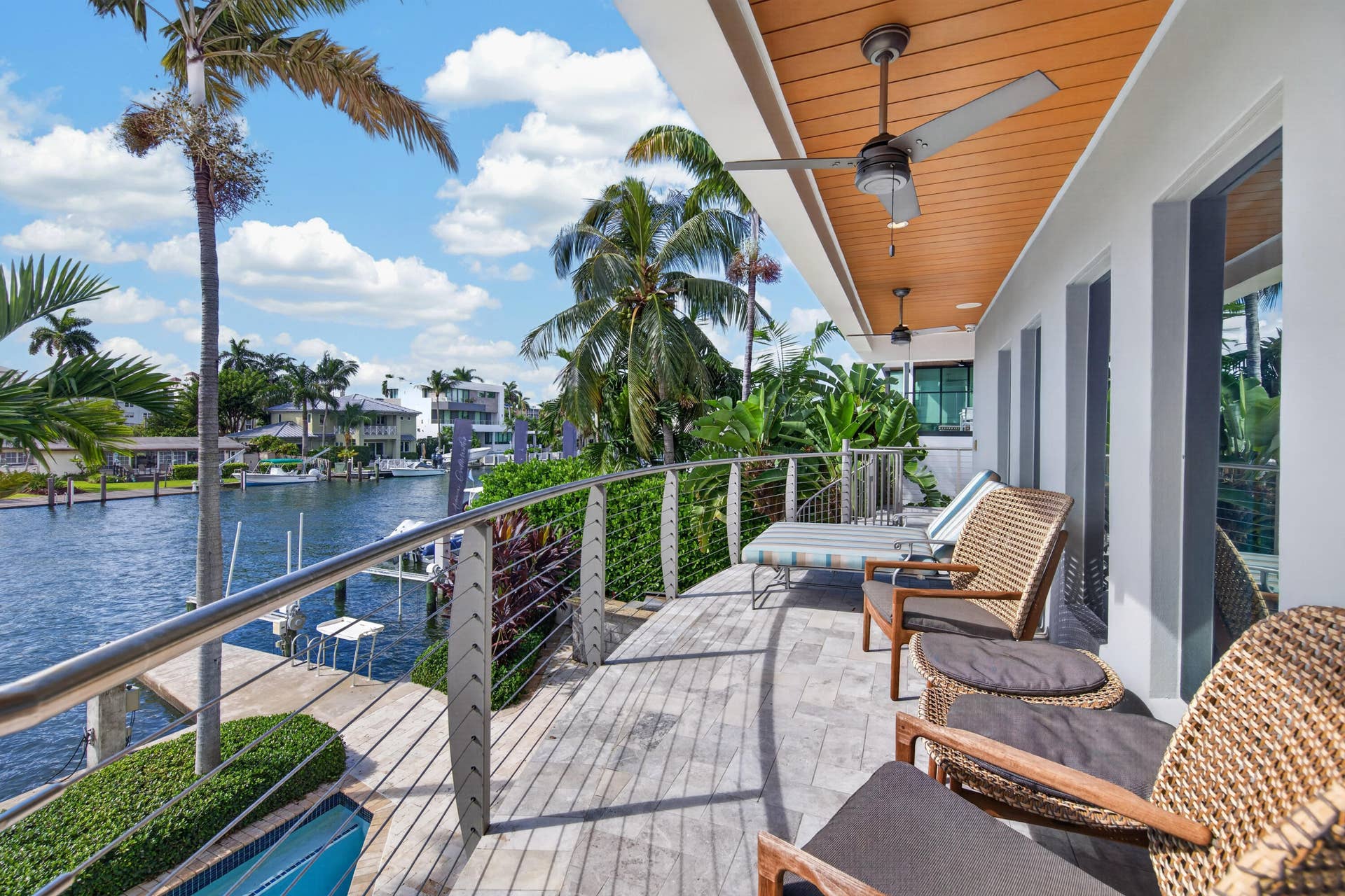1736 SE 13TH Street, Fort Lauderdale, FL 33316 whitaker-ext-33