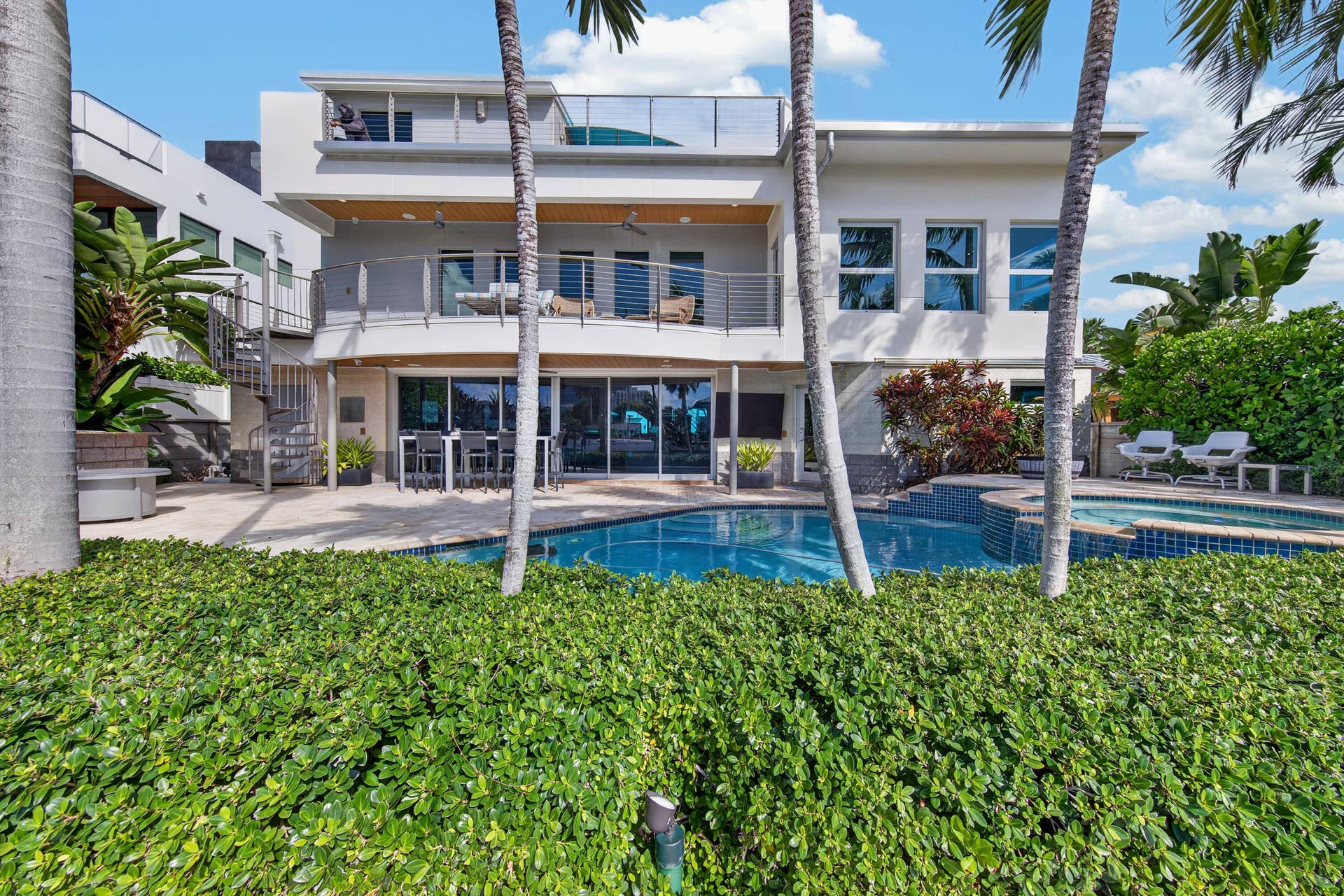 1736 SE 13TH Street, Fort Lauderdale, FL 33316 whitaker-ext-27