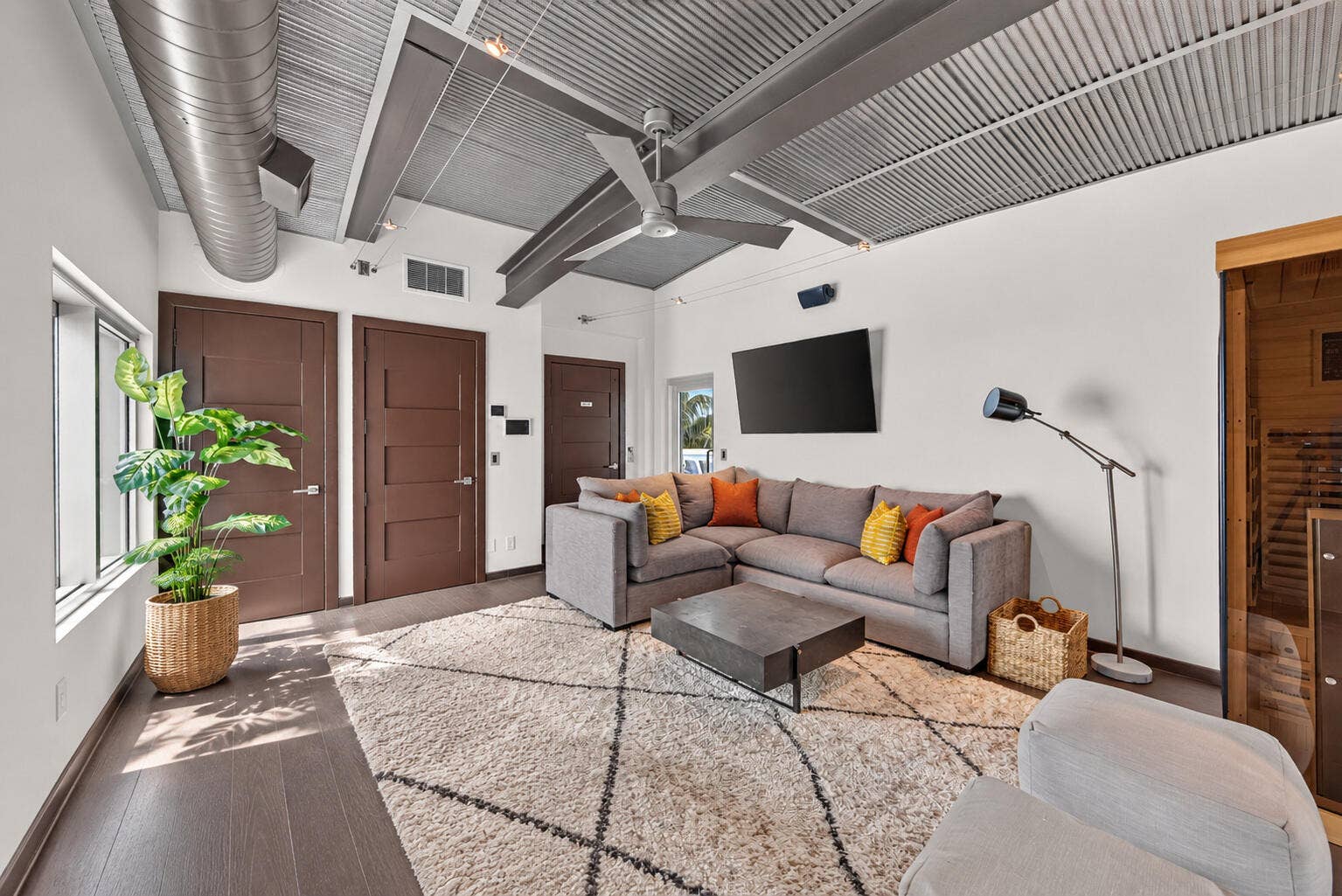 1736 SE 13TH Street, Fort Lauderdale, FL 33316 whitaker_edit_1