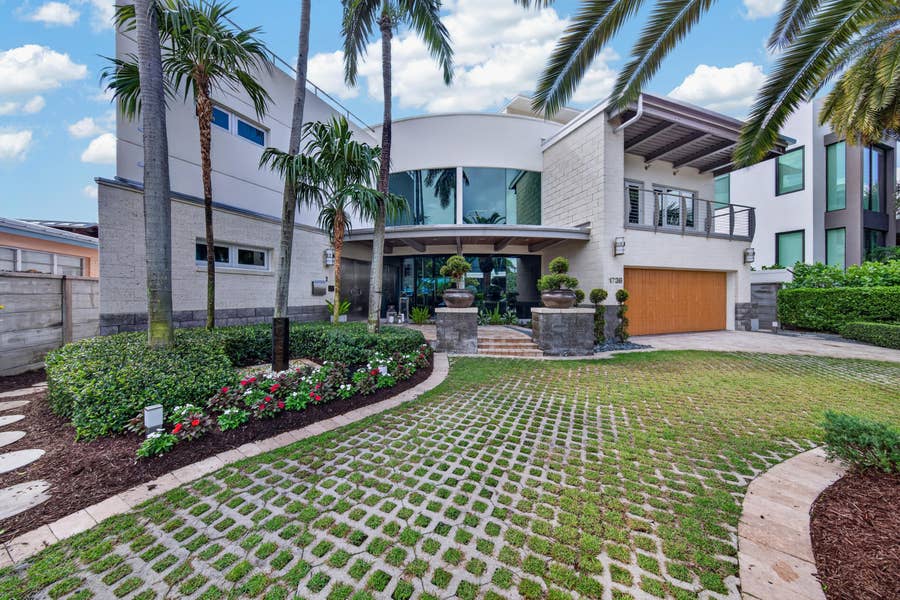 Property photo for 1736 SE 13TH Street, Fort Lauderdale, FL