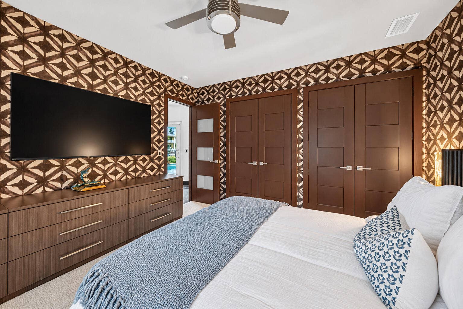 1736 SE 13TH Street, Fort Lauderdale, FL 33316 whitaker_edit_59