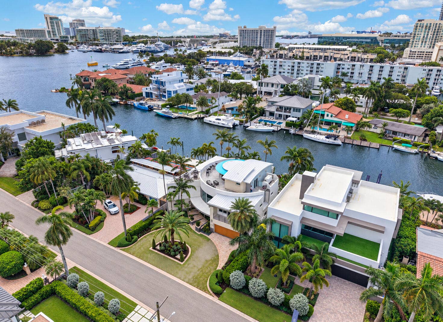 1736 SE 13TH Street, Fort Lauderdale, FL 33316 whitaker-ext-5-edited