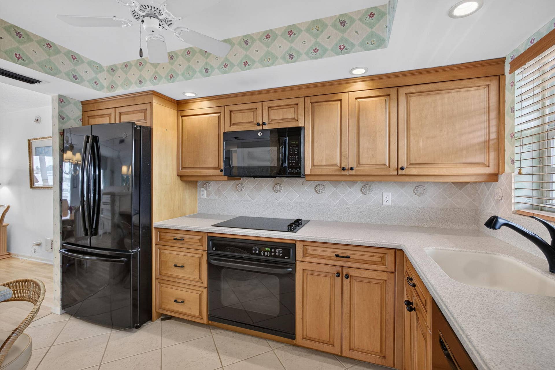 1051 Sugar Sands Boulevard, #255, Riviera Beach, FL 33404 4-web-or-mls-5D1A2111
