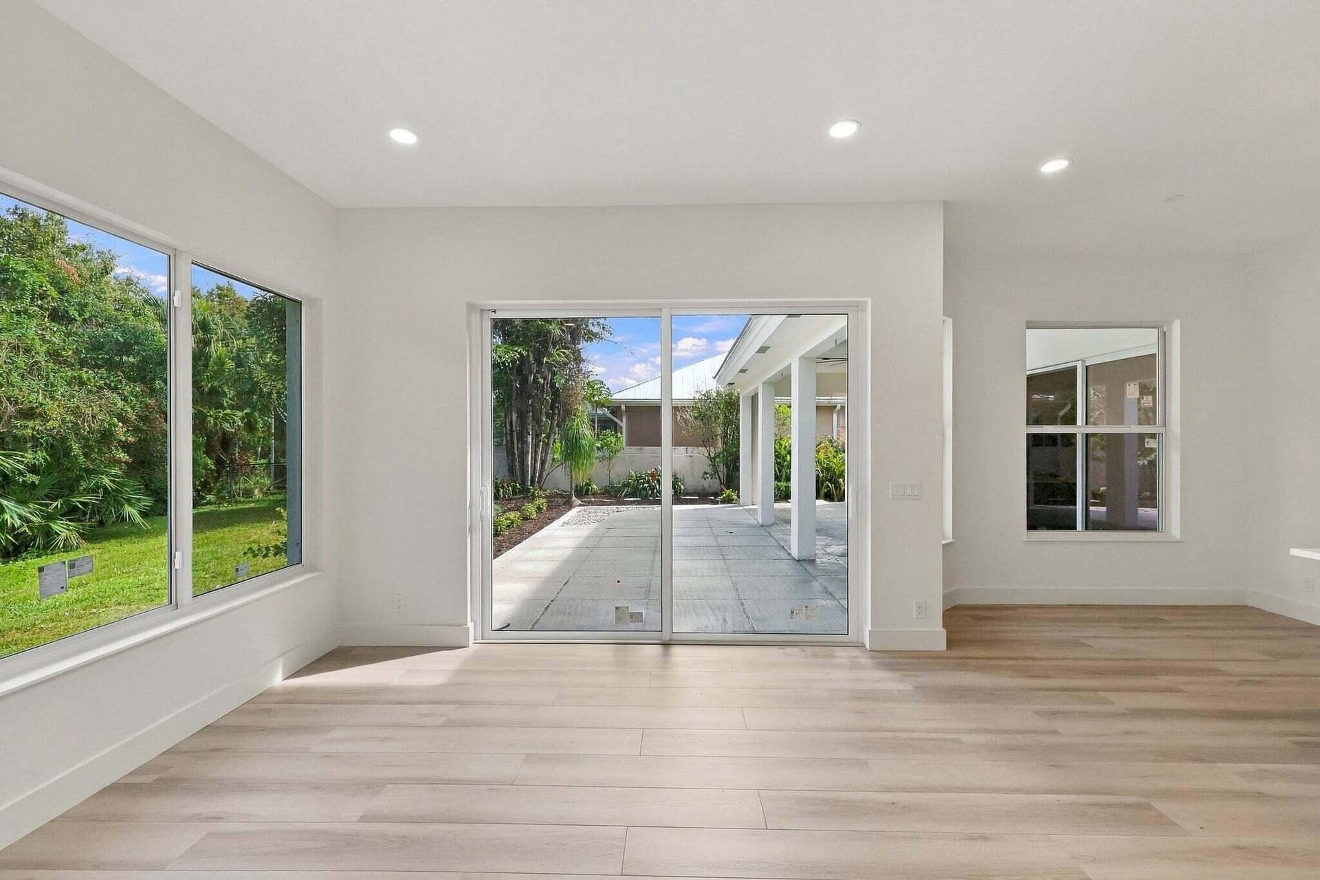 6114 WINDING LAKE Drive, Jupiter, FL 33458 30-453A9406