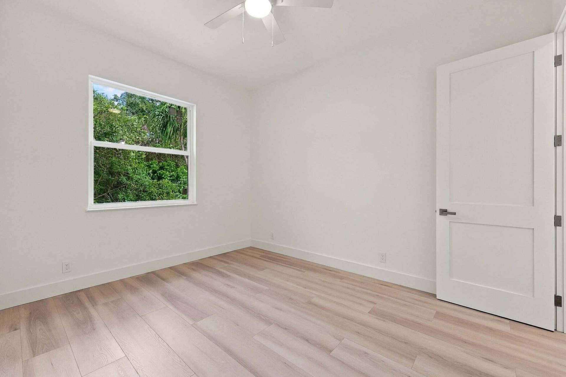 6114 WINDING LAKE Drive, Jupiter, FL 33458 46-453A9424