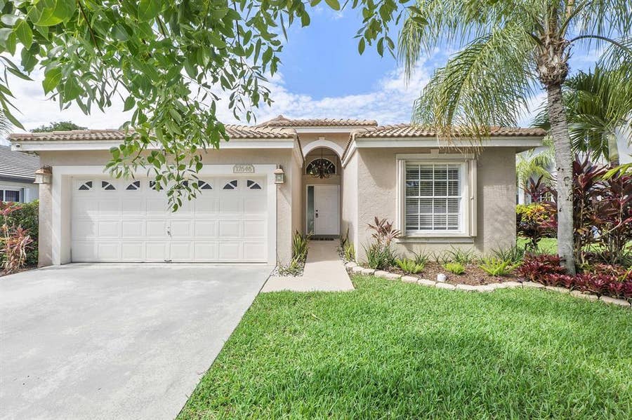Property photo for 17646 SW 10TH Street, Pembroke Pines, FL