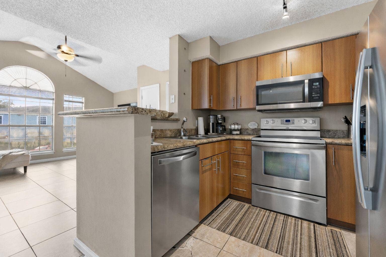 1365 CRYSTAL Way, #H, Delray Beach, Delray Beach, FL 33444 kitchen