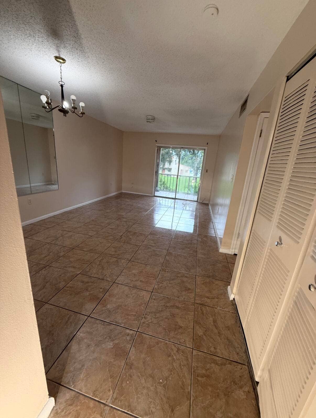 6074 FOREST HILL Boulevard, #203, West Palm Beach, FL 33415 IMG_2380