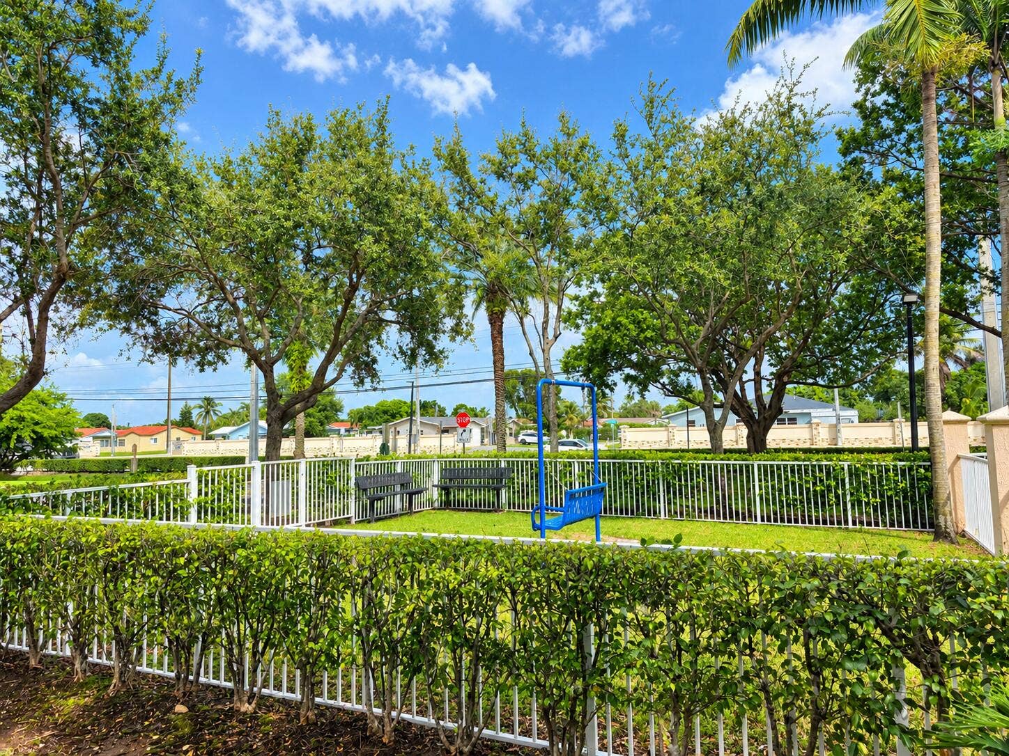 8834 S ISLES Circle, Tamarac, FL 33321 39 - community outside