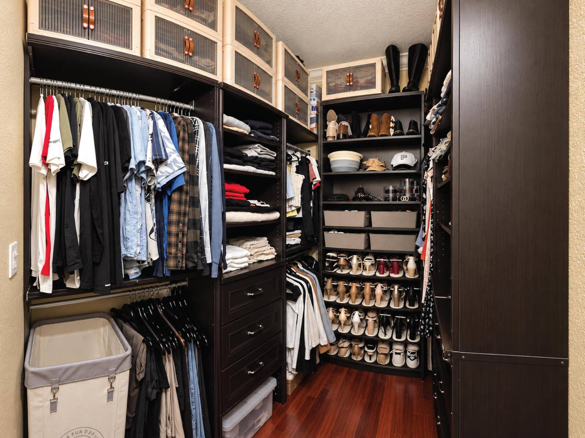 8834 S ISLES Circle, Tamarac, FL 33321 28 - Master Closet 1