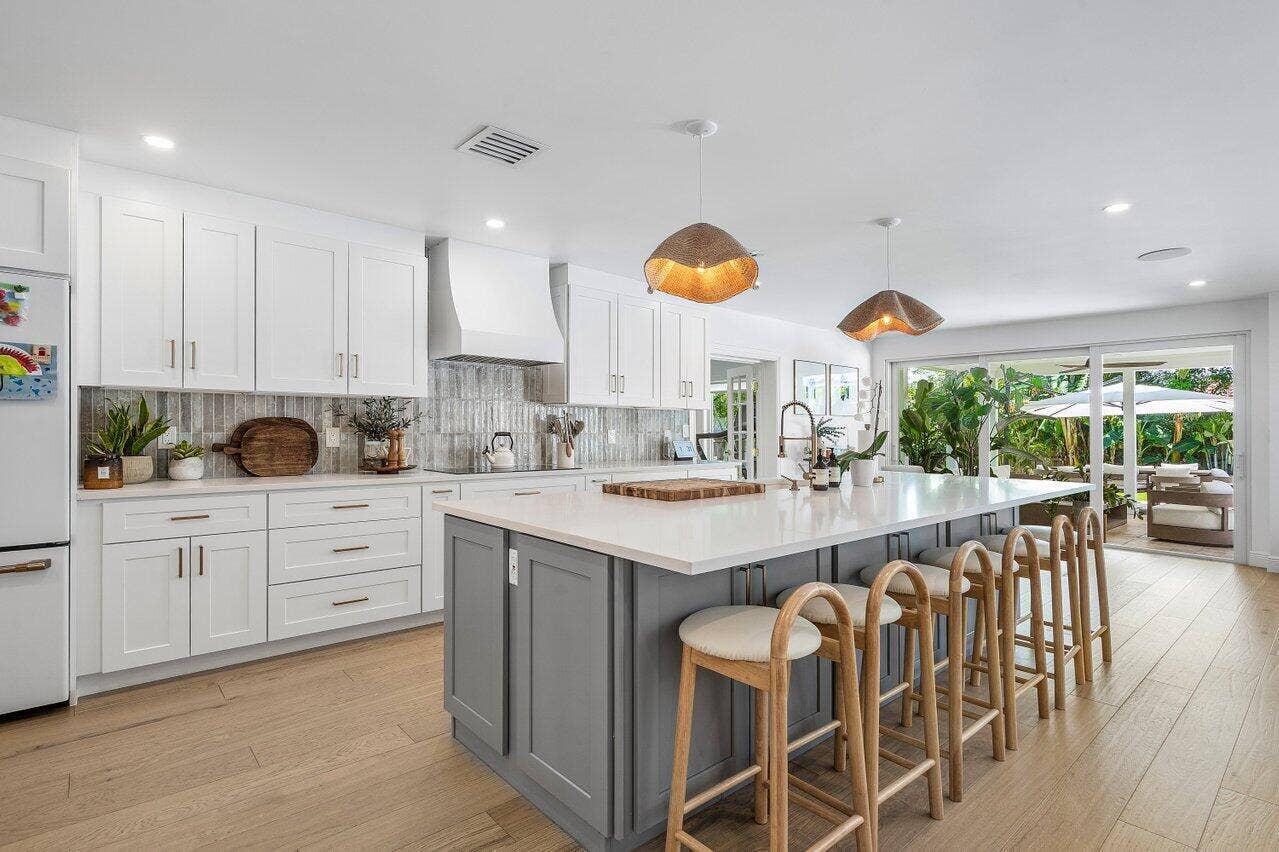 319 NW 15TH Street, Delray Beach, FL 33444 1