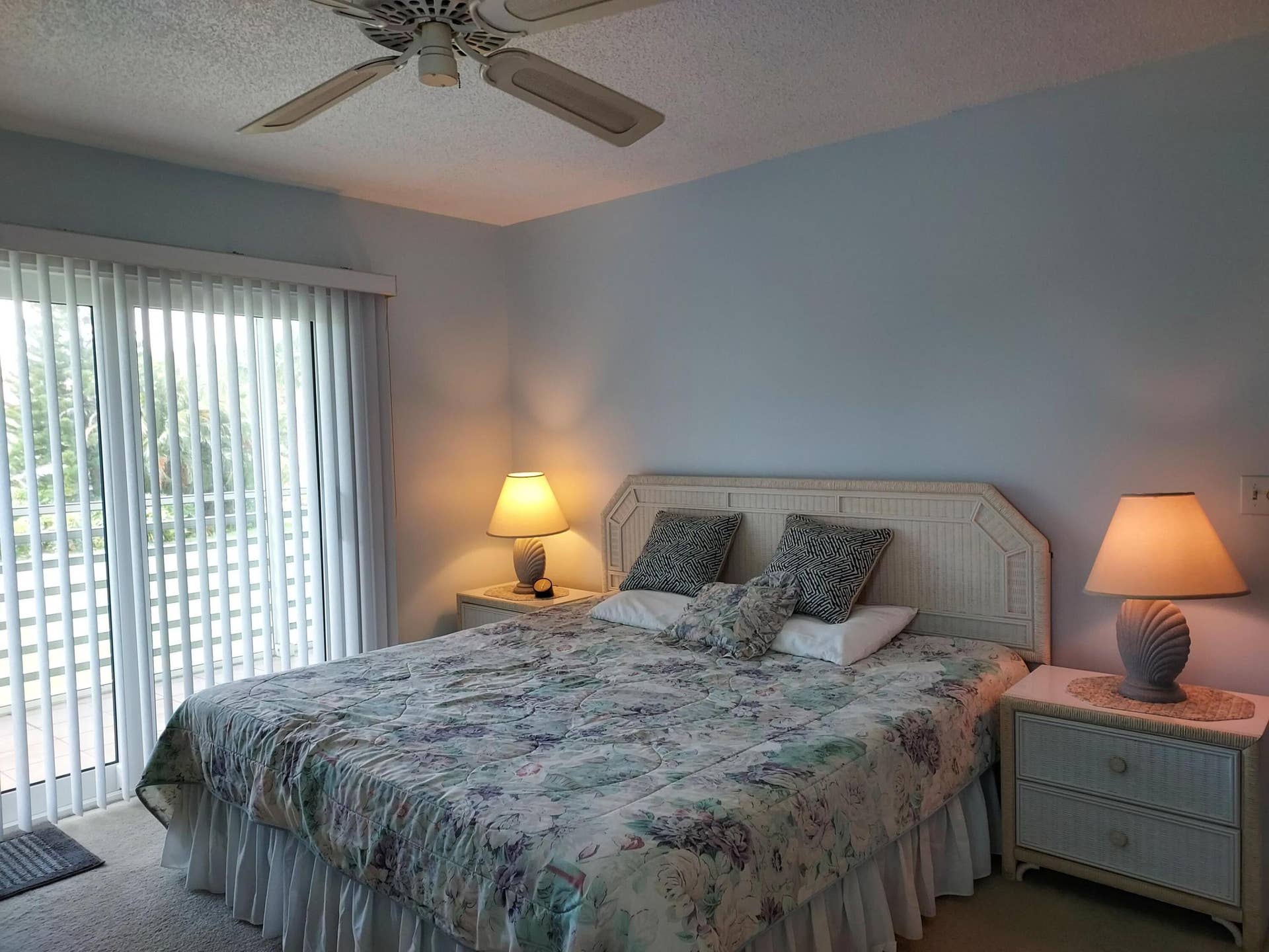 717 S US HIGHWAY 1, #309, Jupiter, Jupiter, FL 33477 King bed