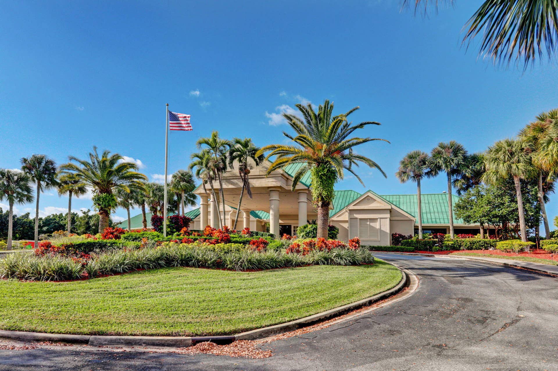7918 PRESERVE Drive, West Palm Beach, West Palm Beach, FL 33412 54-web-or-mls-82_320a0098_101_102_103_10