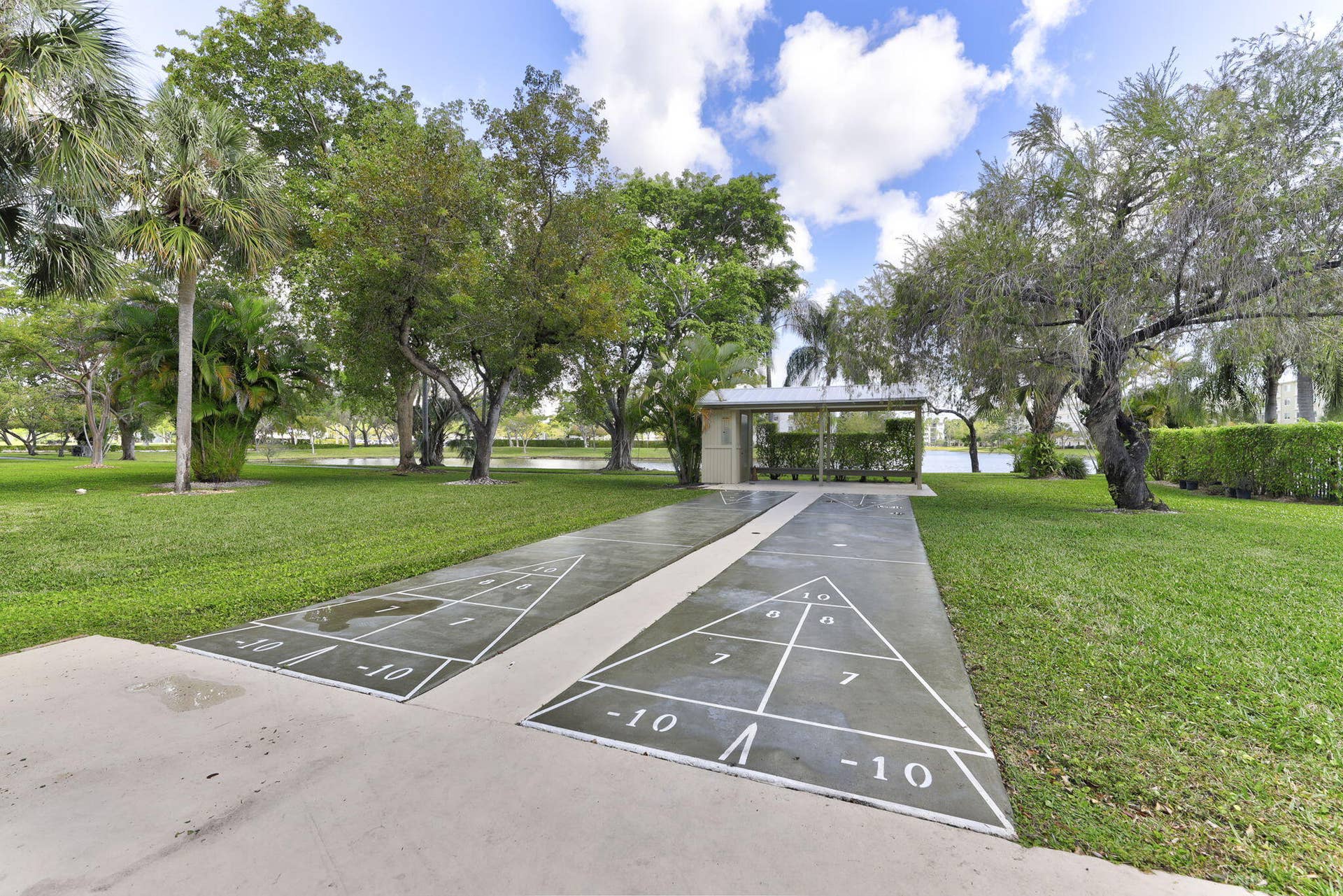 2309 S CYPRESS BEND Drive, #611D, Pompano Beach, FL 33069 47-web-or-mls-59-print-45-print-23_3i0a0