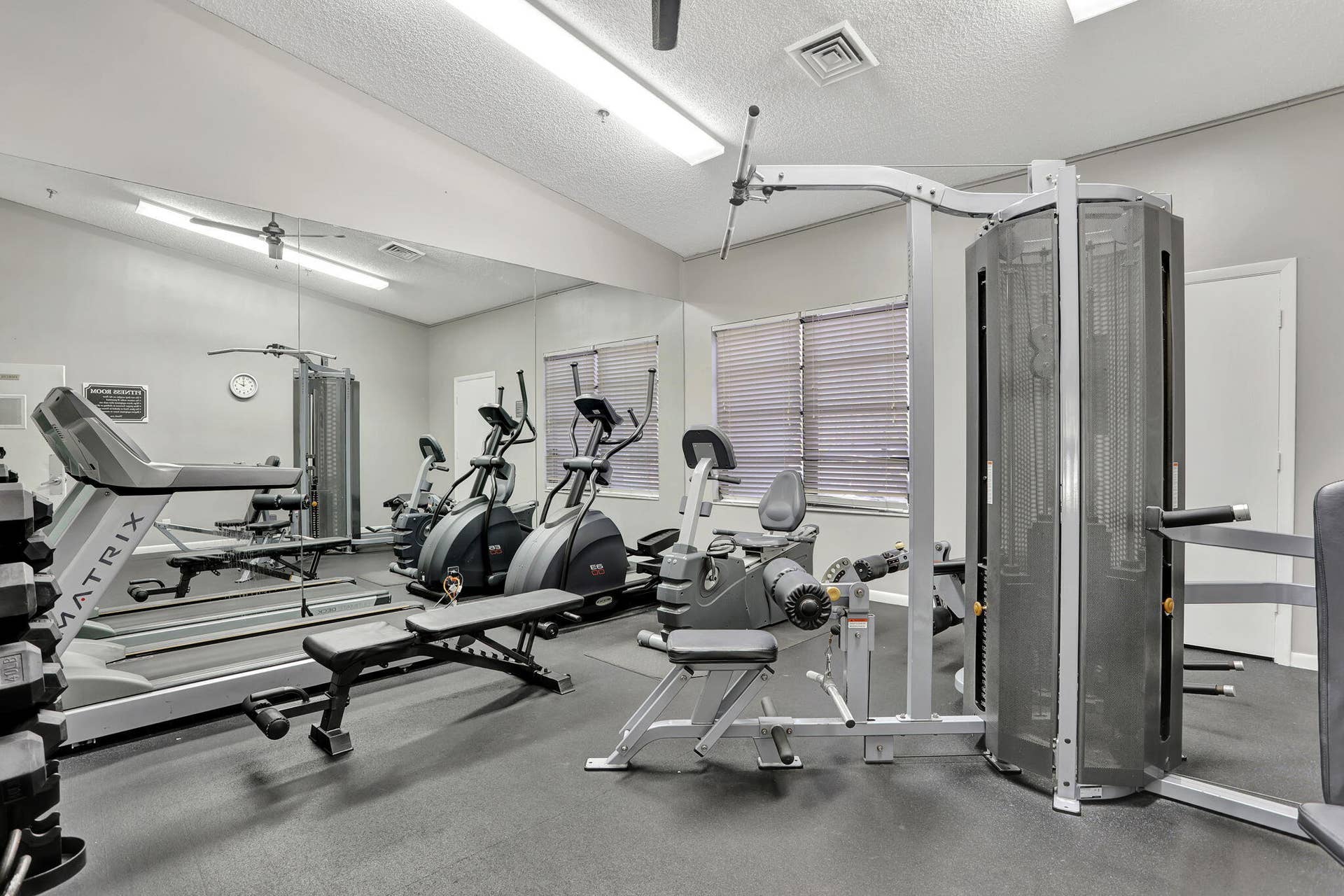 2309 S CYPRESS BEND Drive, #611D, Pompano Beach, FL 33069 55-web-or-mls-29-web-or-mls-001L2924