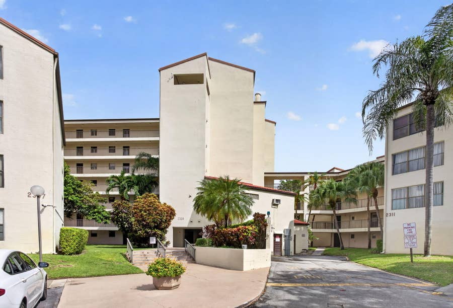 Property photo for 2309 S CYPRESS BEND Drive, #611D, Pompano Beach, FL