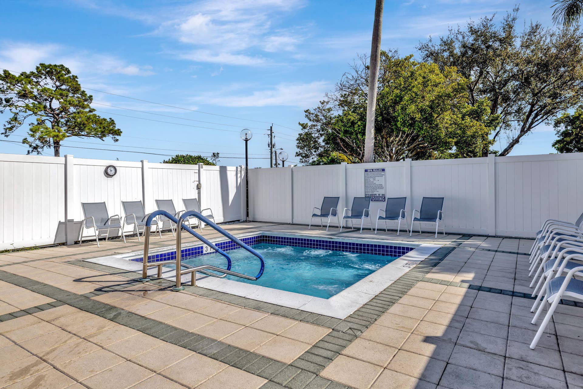 2309 S CYPRESS BEND Drive, #611D, Pompano Beach, FL 33069 40-web-or-mls-48-print-51-web-or-mls-4