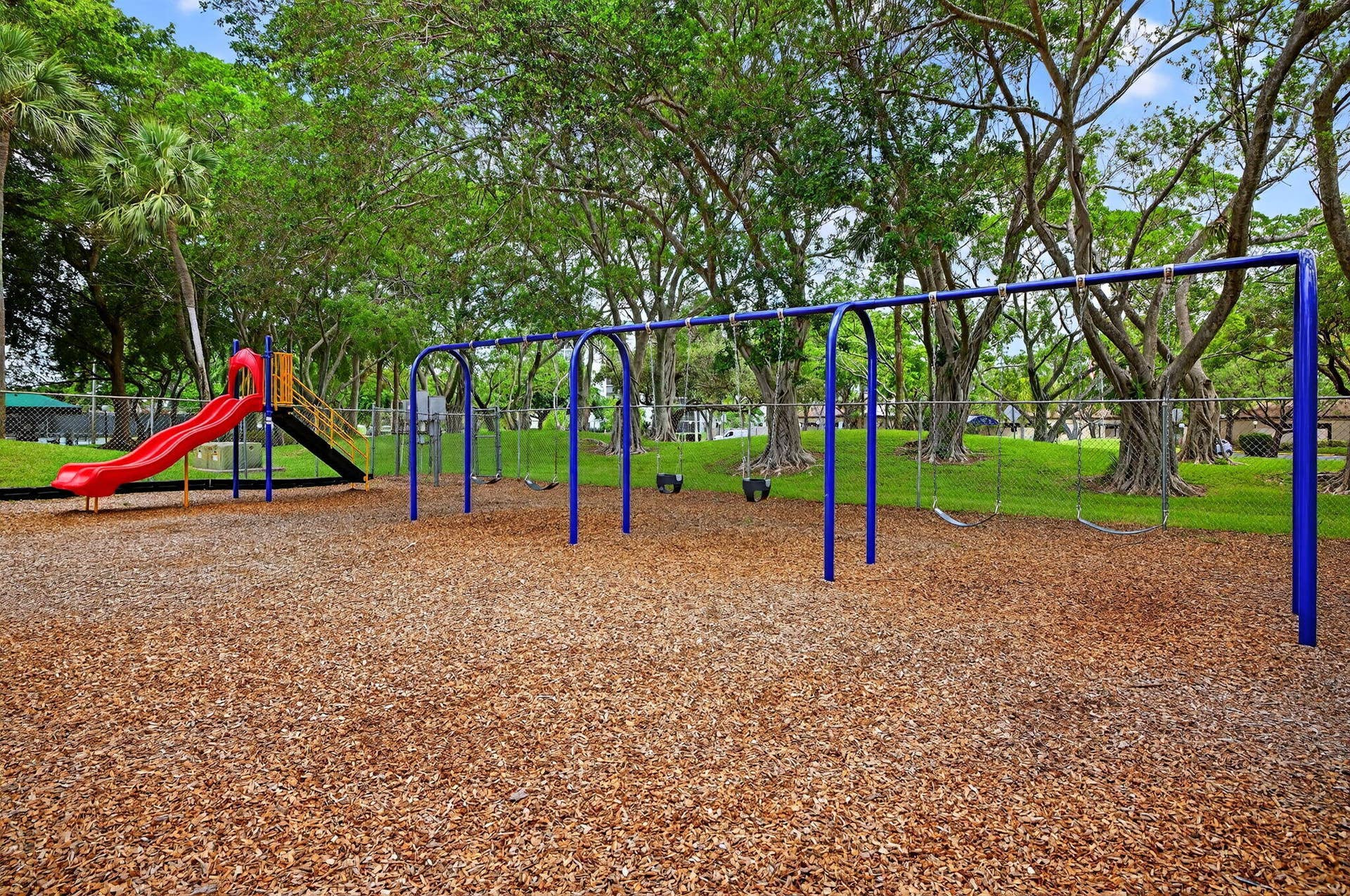 2309 S CYPRESS BEND Drive, #611D, Pompano Beach, FL 33069 46-web-or-mls-58-print-61-web-or-mls-14