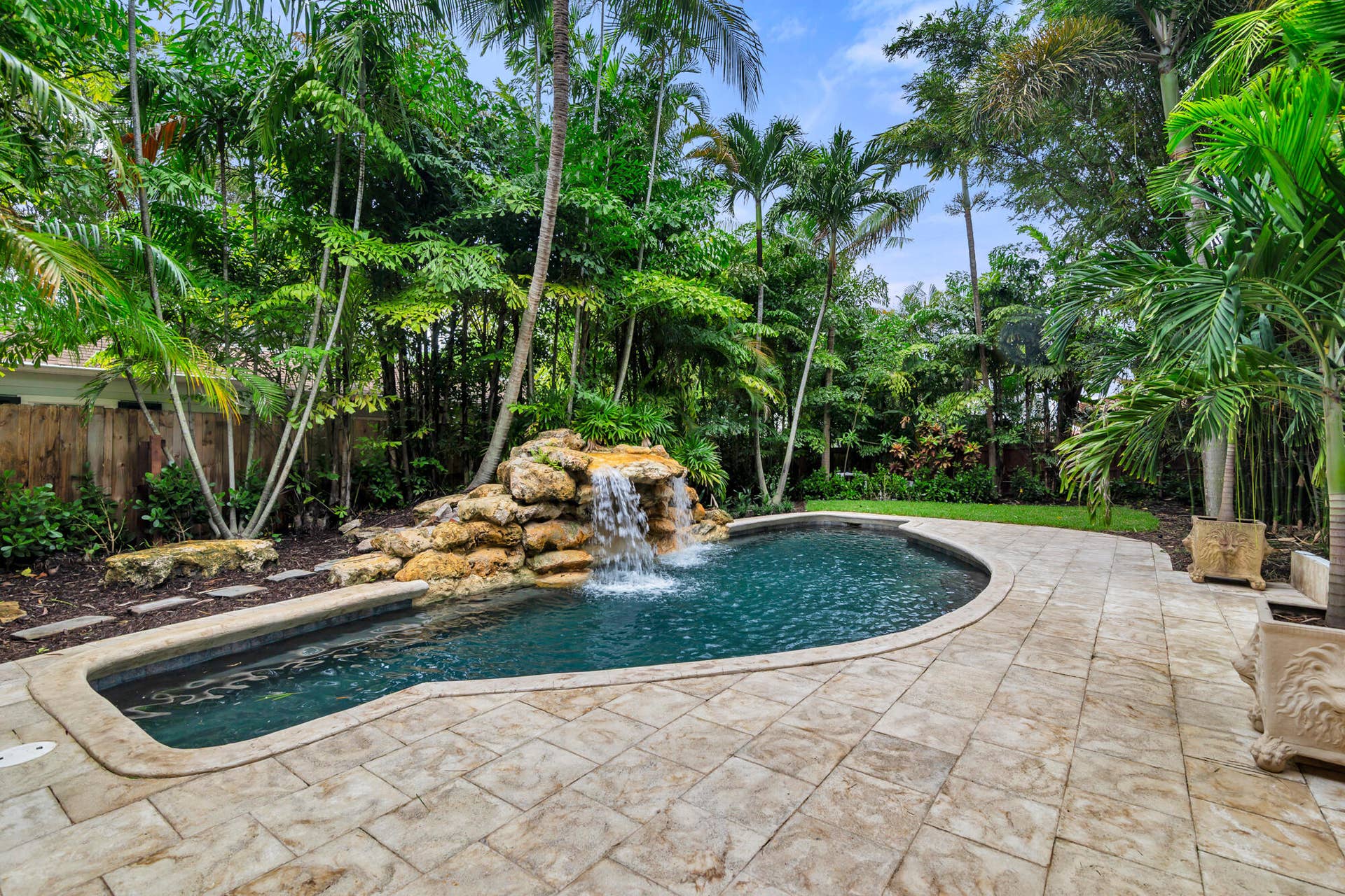 727 CLAREMORE Drive, West Palm Beach, West Palm Beach, FL 33401 low-37
