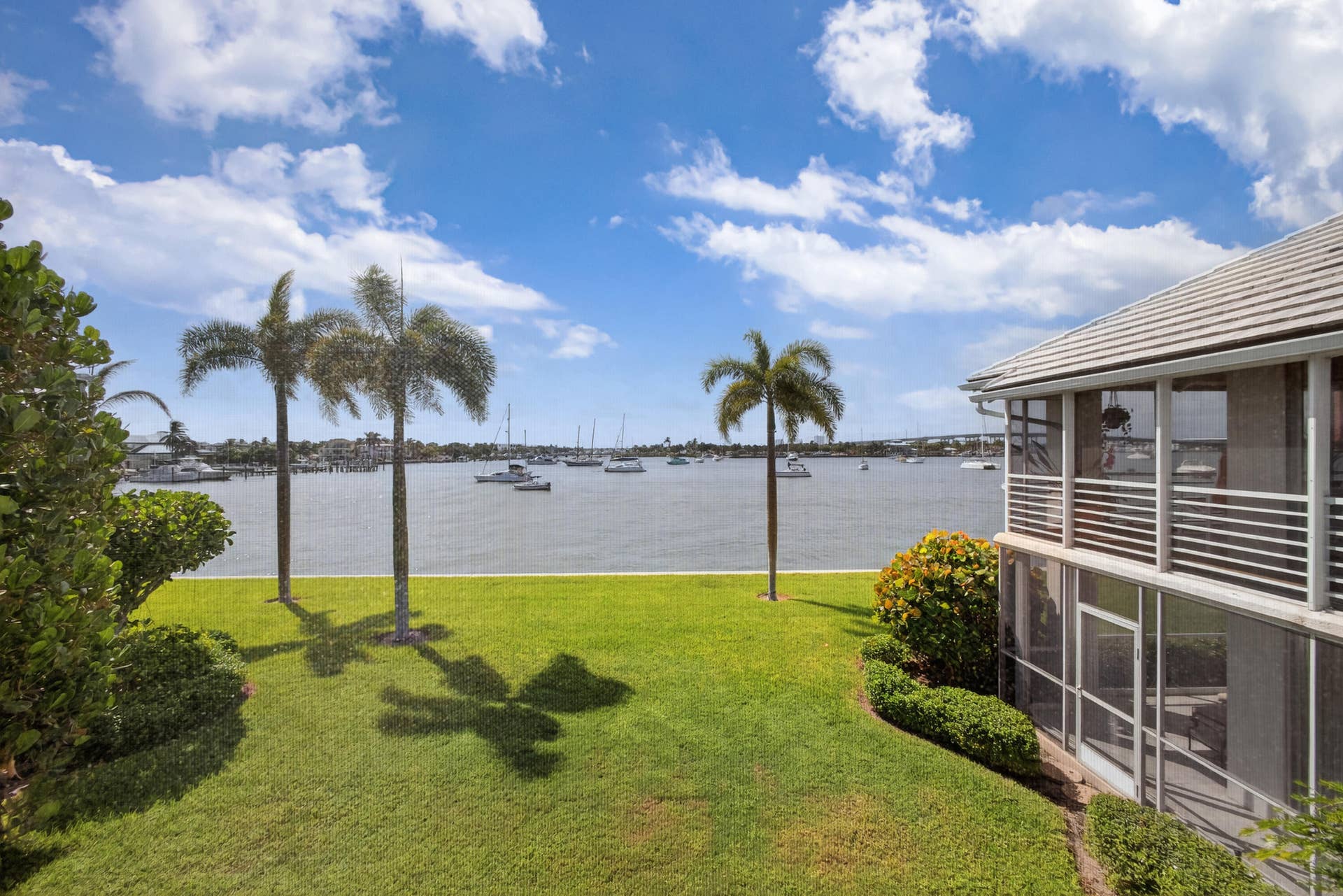 1071 SUGAR SANDS Boulevard, #8, Singer Island, Singer Island, FL 33404 FLORIDA ROOM VIEW