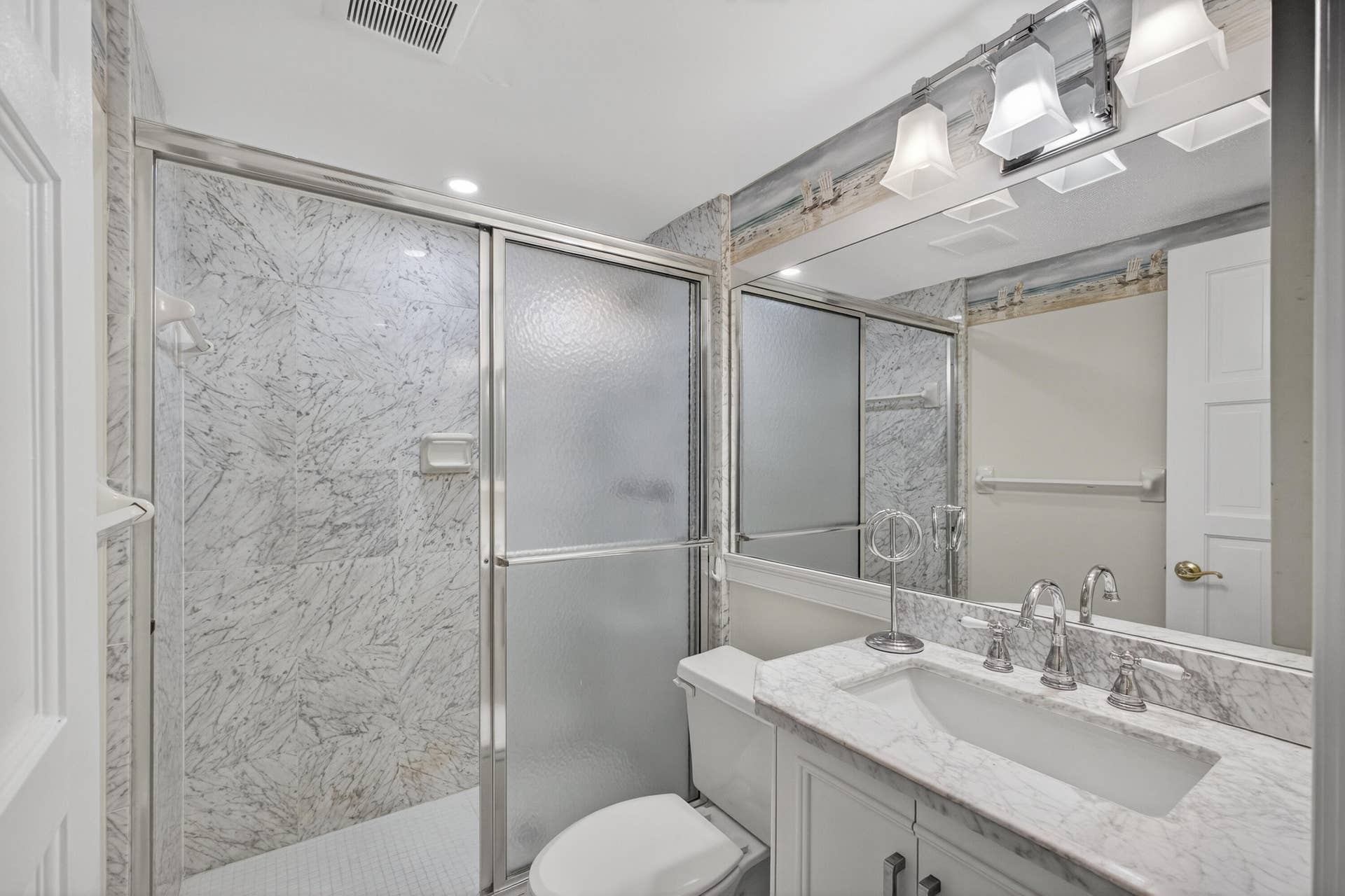 1071 SUGAR SANDS Boulevard, #8, Singer Island, FL 33404 BATHROOM