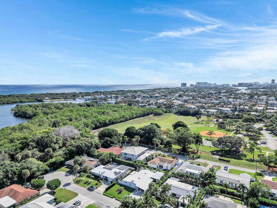 Property photo for 530 NE 17TH Street, Boca Raton, FL