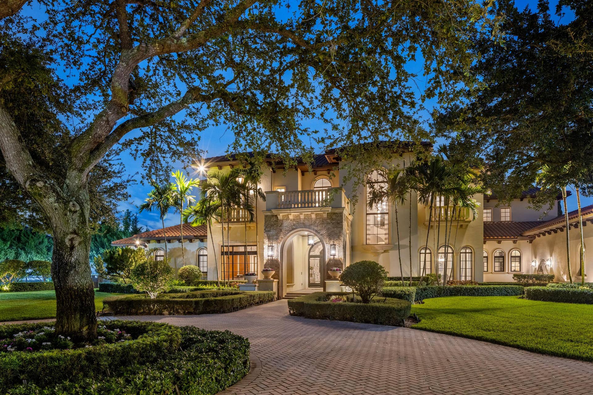 16091 Quiet Vista Circle, Delray Beach, FL 33446 Twilight Front