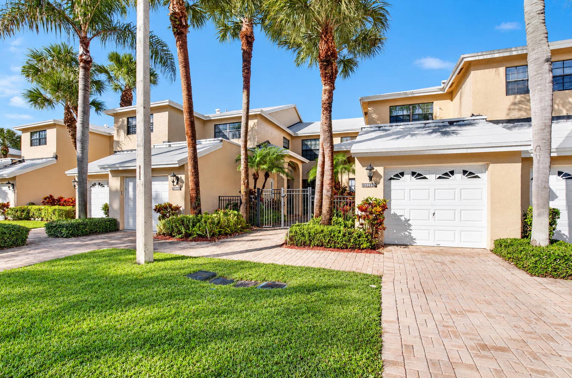 22751 MANDEVILLE Place, #F, Boca Raton, FL 33433 2-print-DSC_5906