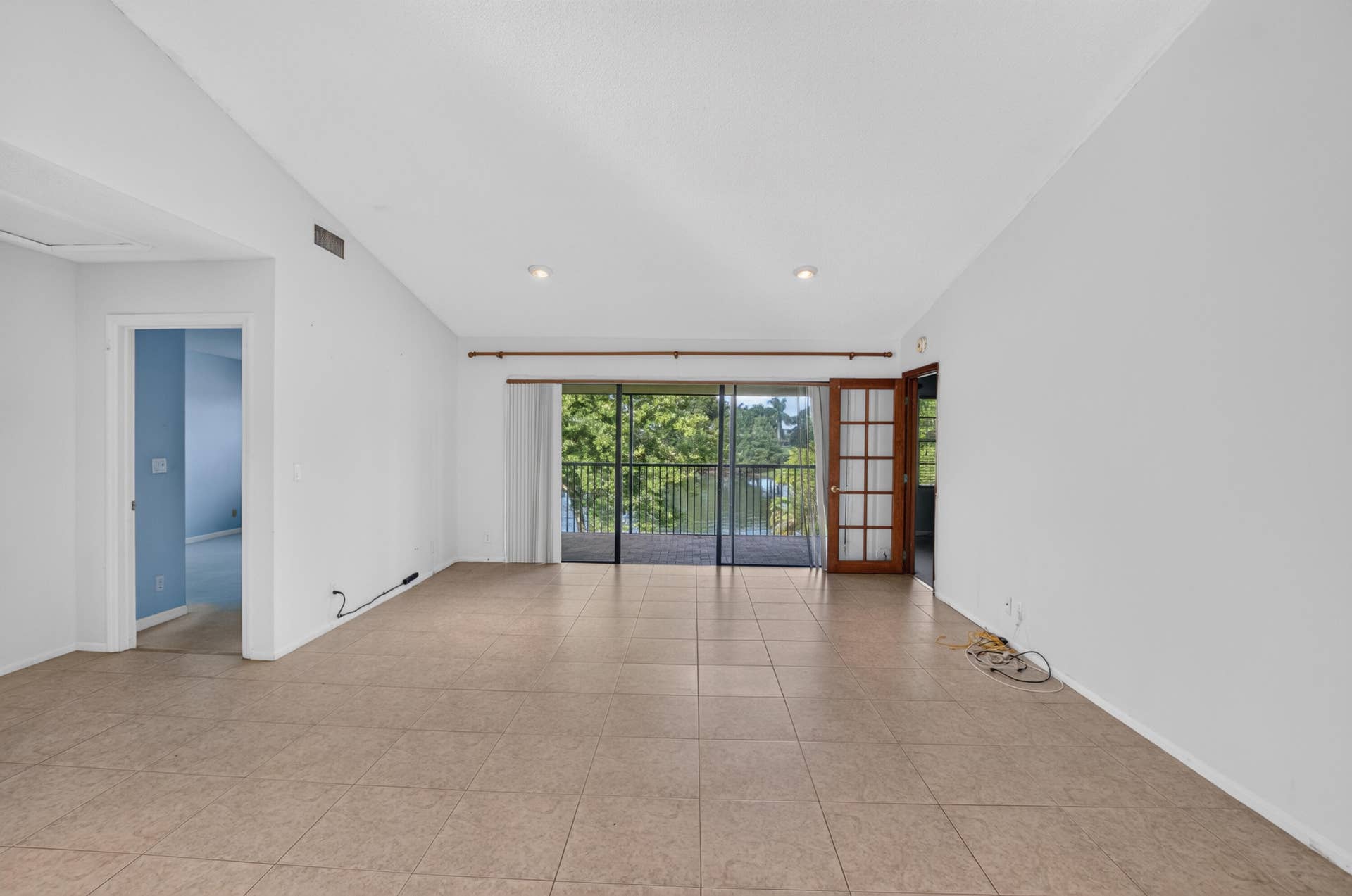 22751 MANDEVILLE Place, #F, Boca Raton, FL 33433 13-print-DSC_5972